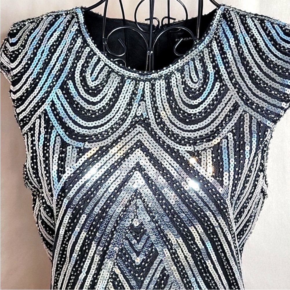 Elegant, classy and super comfortable clapper 20s dress - worn once! - Picture 10 of 12